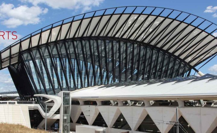 Terminal TGV de l'aéroport de Lyon Saint-Exupéry, architecte Calatrava