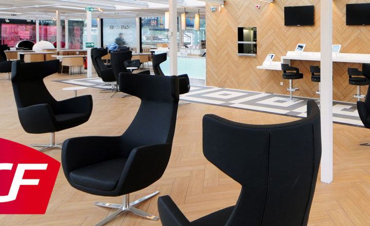 ambiance et décor du salon grand voyageur et logo sncf